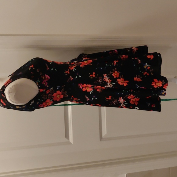 Express sz 0 sleeveless black multi color dress - Picture 5 of 8